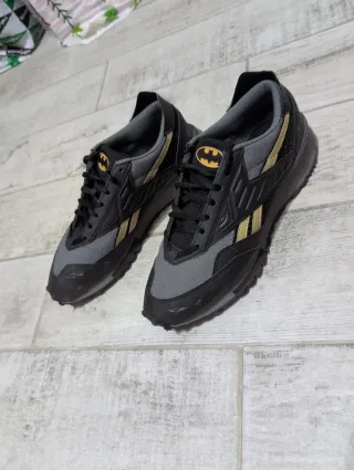 Zapatillas Reebok Batman Negras y Grises