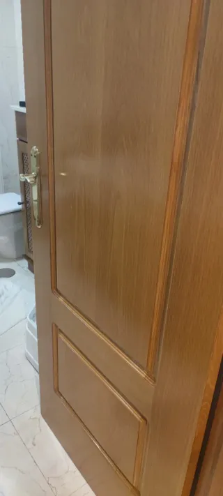 Puerta interior madera maciza