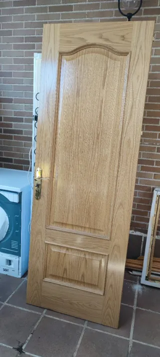 Puerta interior madera maciza