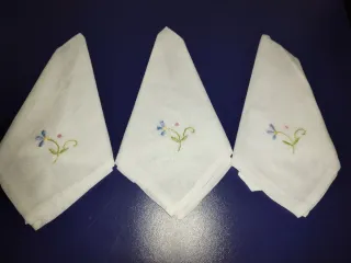 4Guardanapos de Pano Bordados