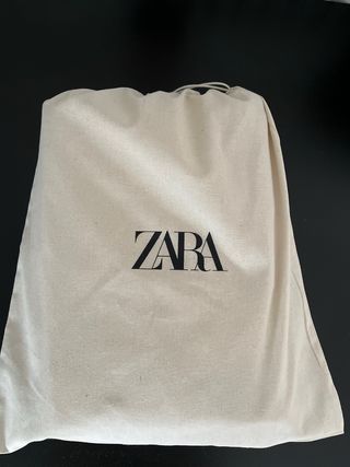 Bolso Zara Acolchado Cadena Dorada