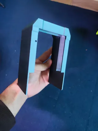 Visera Garmin Striker 4 Plus