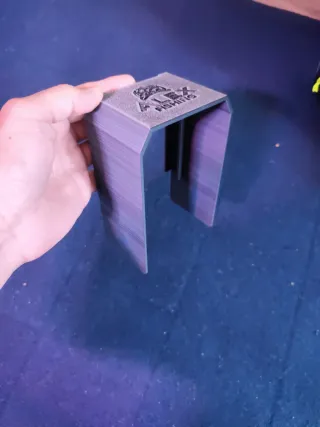 Visera Garmin Striker 4 Plus