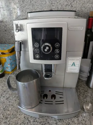 Cafetera Superautomática DeLonghi