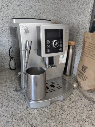 Cafetera Superautomática DeLonghi