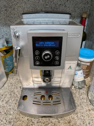 Cafetera Superautomática DeLonghi