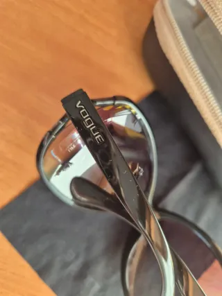 Gafas de Sol Vogue Negras