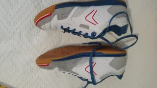 Zapatillas Fútbol Sala Blancas y Azules