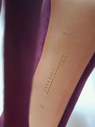 Zapatos de tacón Zara morados
