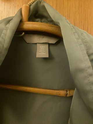 Camisa H&M verde satinada