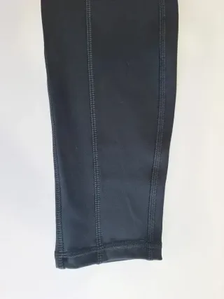 Leggings negros con bolsillos