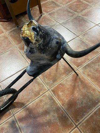 Toro de carretón con rueda