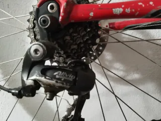 Bicicleta de Montaña Roja