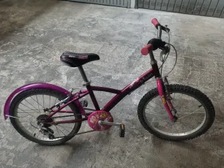 Bicicleta Infantil Morada BTWIN