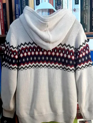 Chaqueta de punto con capucha para jóvenes