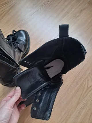 Botas militares negras Massimo Dutti