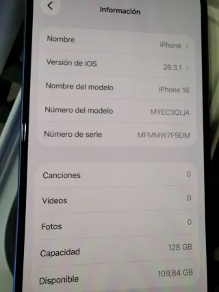 iPhone 16 Azul