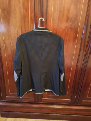 Chaqueta Spirit Talla M Negra con Detalles Grises