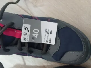 Zapatillas Trekking Quechua Talla 40