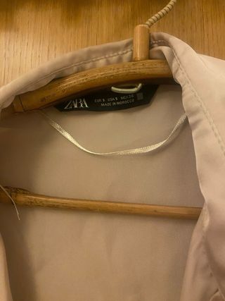 Camisa Zara champán satinada