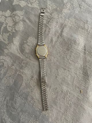 Reloj Casio LA670WE Dorado Mujer