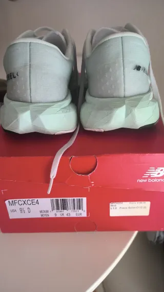 Zapatillas New Balance Rebel v4