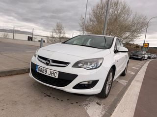 Opel Astra 2015