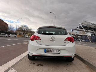 Opel Astra 2015