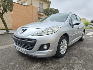 Peugeot 207 2012