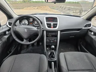 Peugeot 207 2012