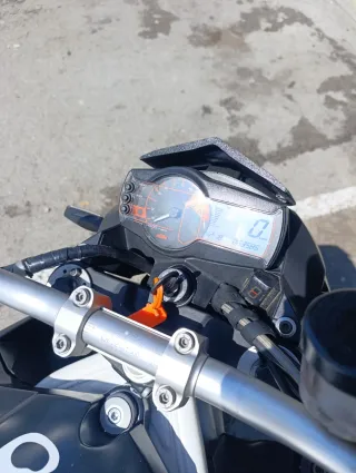 KTM 990 con pequeña fuga aceite