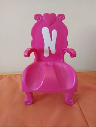 Tocador y Silla Muñeca Nancy mas complementos
