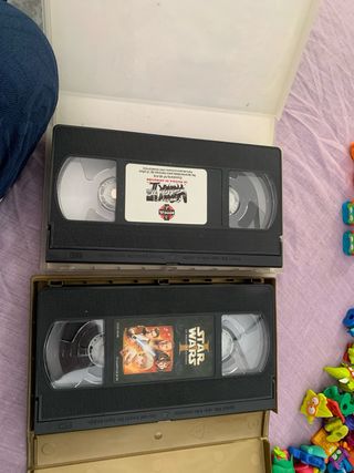 VHS Street Fighter II y Star Wars I
