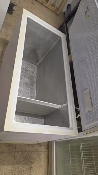 Arcón congelador blanco