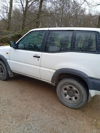 Nissan Terrano II 2005