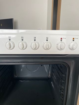 Cocina Eléctrica Vitrocerámica EDESA + Horno
