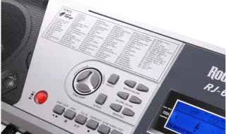 Piano RockJam 61 teclas con soporte