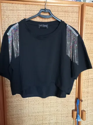 Due magliette con strass taglia M