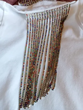 Due magliette con strass taglia M