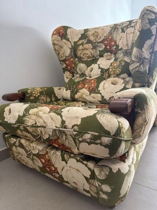 Sofá y 2 sillones vintage floral