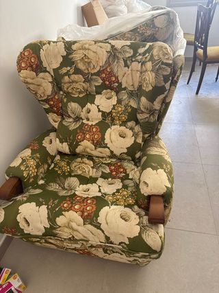 Sofá y 2 sillones vintage floral