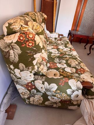 Sofá y 2 sillones vintage floral