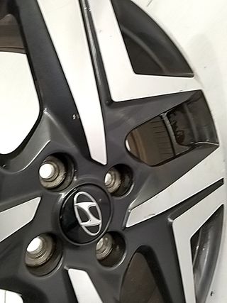 LLANTA HYUNDAI BAYON 771687