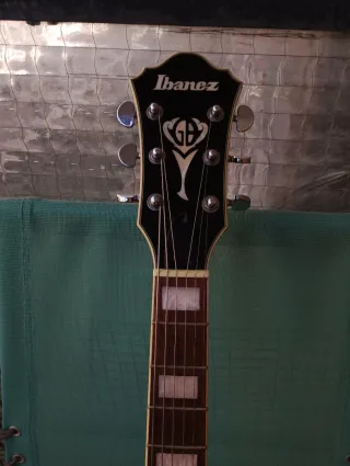 Guitarra Ibanez George Benson