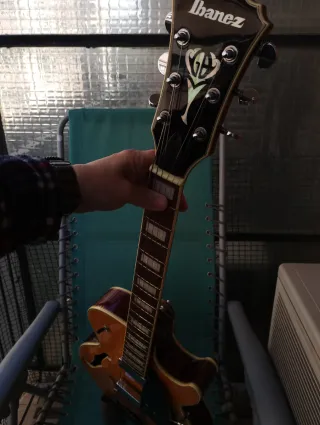 Guitarra Ibanez George Benson