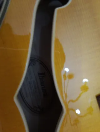 Guitarra Ibanez George Benson