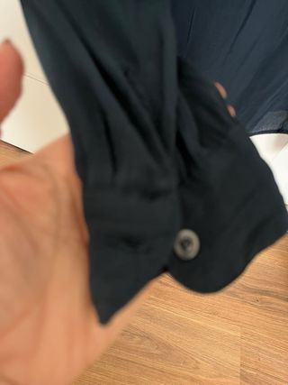 Camisa Teal con Volantes.