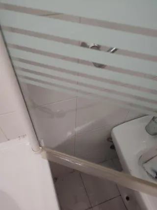 Mampara de ducha cristal y metal