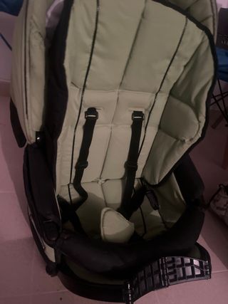 Silla de bebé color verde