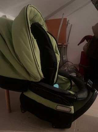 Silla de bebé color verde